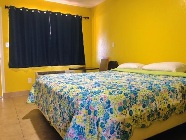 Commodore Motel Oakland Luaran gambar